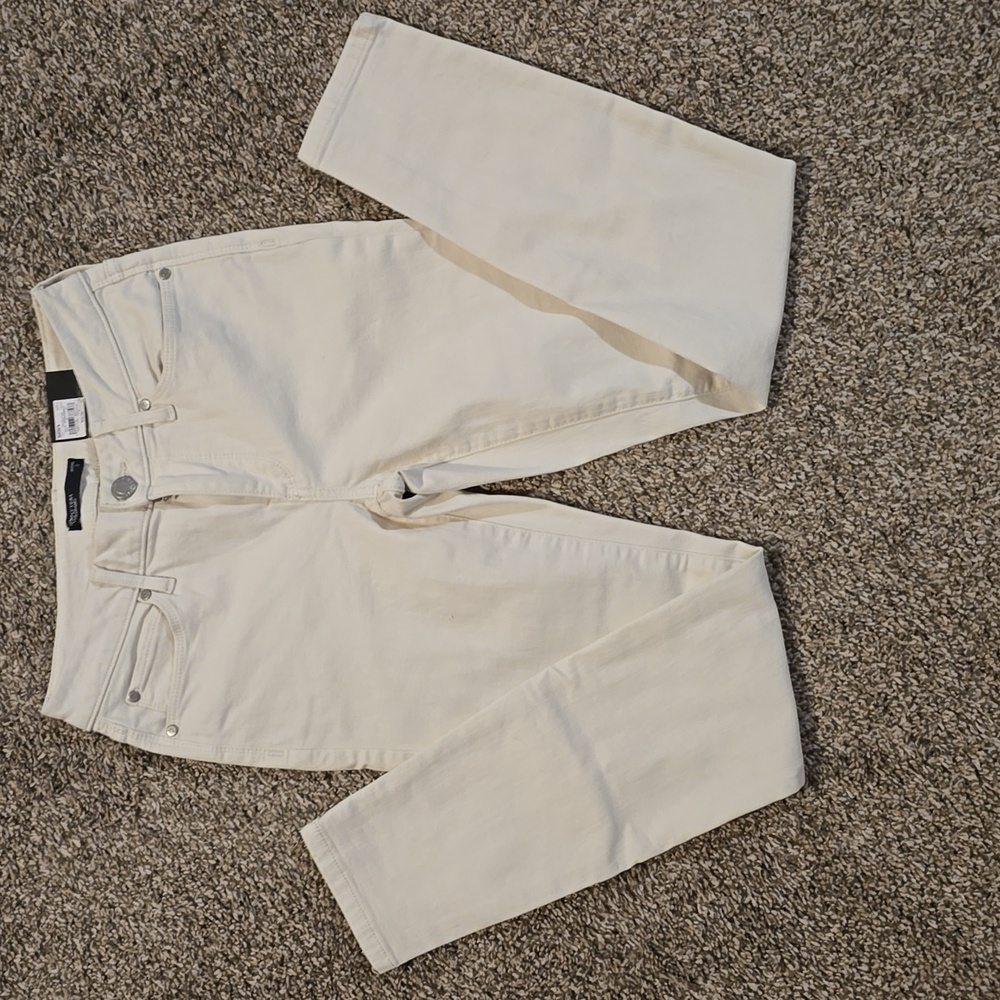 NWT Simply Vera - Vera Wang Mid Rise Skinny Jeans